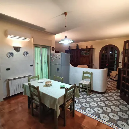 Lägenhet Casa Vacanza Gio' *